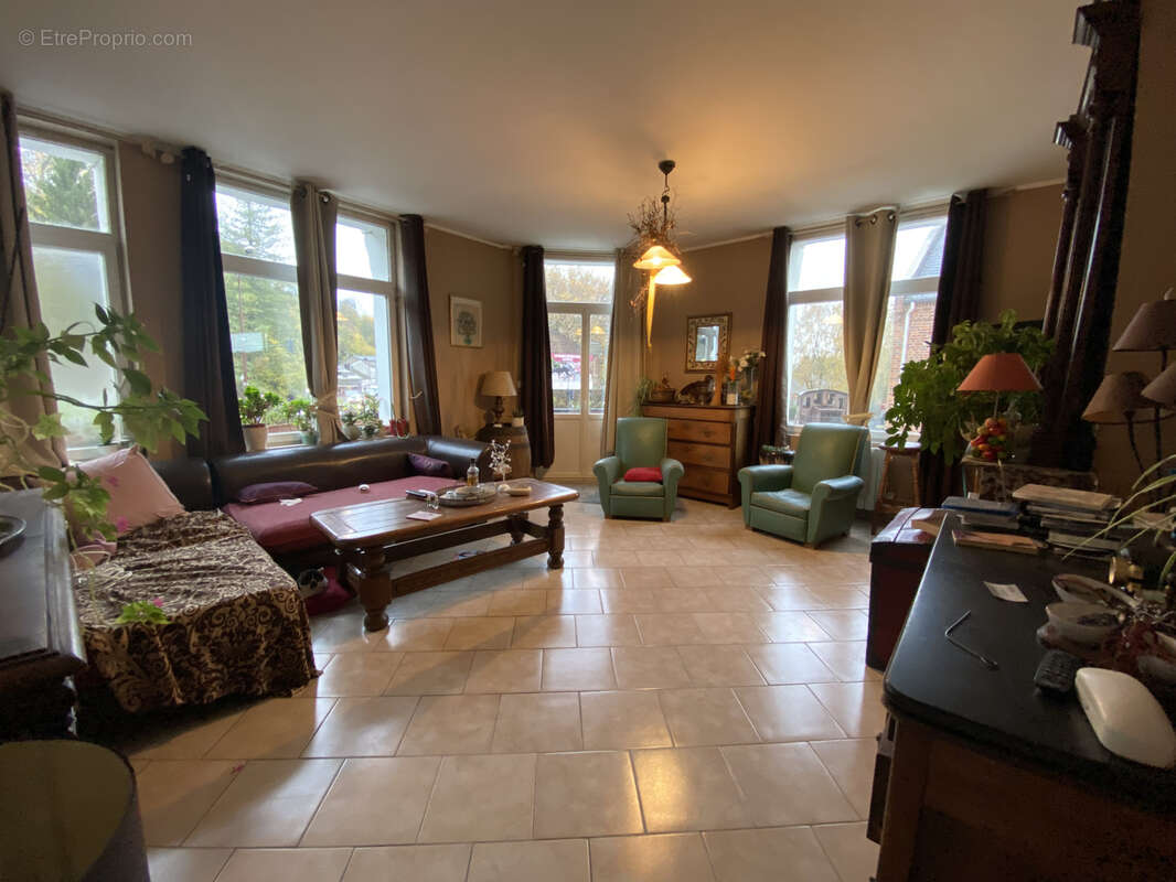 Appartement à GUISE