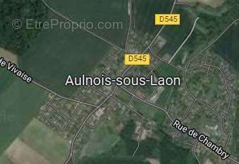 Terrain à AULNOIS-SOUS-LAON