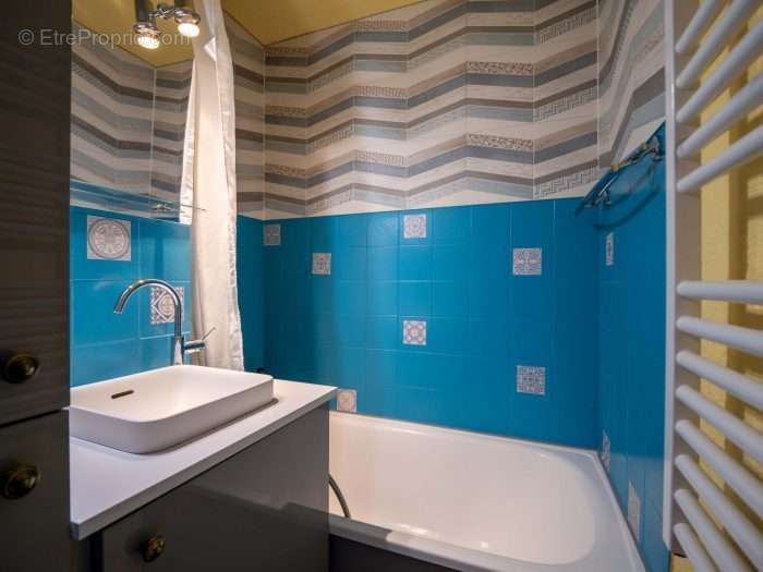 Salle de bain - Appartement à THOLLON-LES-MEMISES