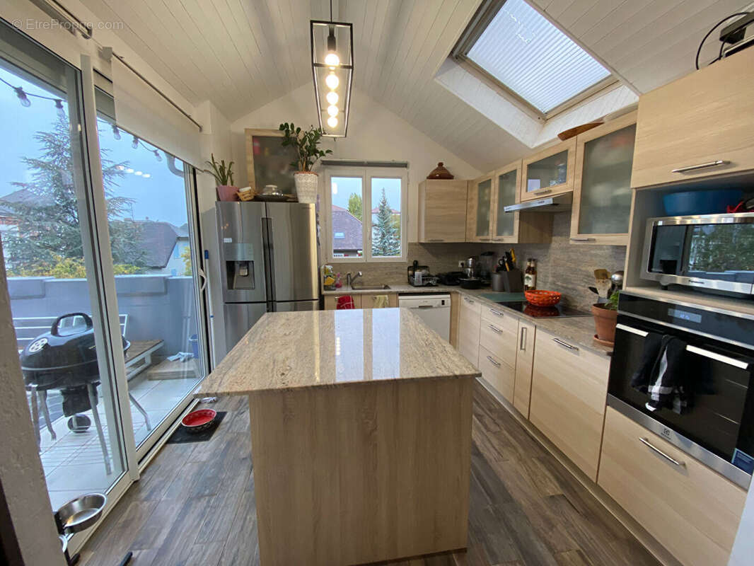 Appartement à VILLE-LA-GRAND