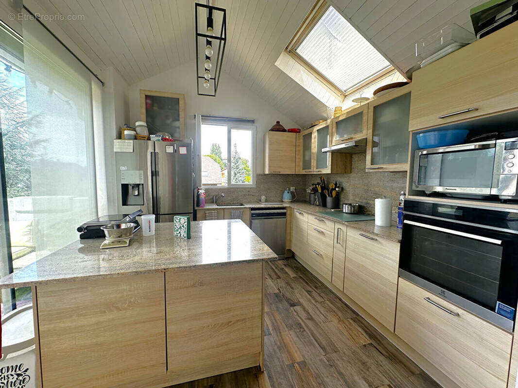 Appartement à VILLE-LA-GRAND