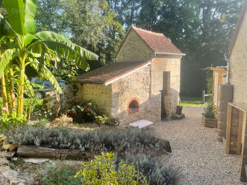 Maison à FAVEROLLES-SUR-CHER