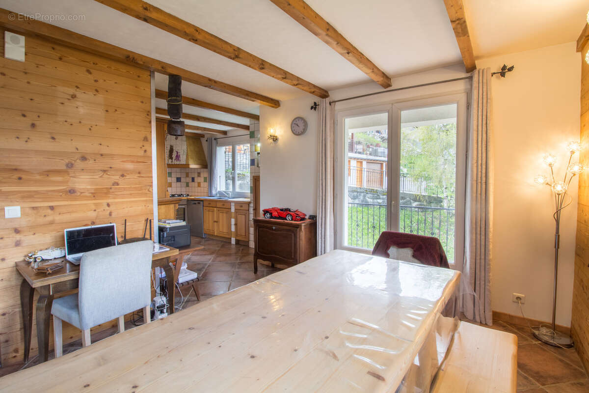 Maison à SAINT-MARTIN-DE-BELLEVILLE