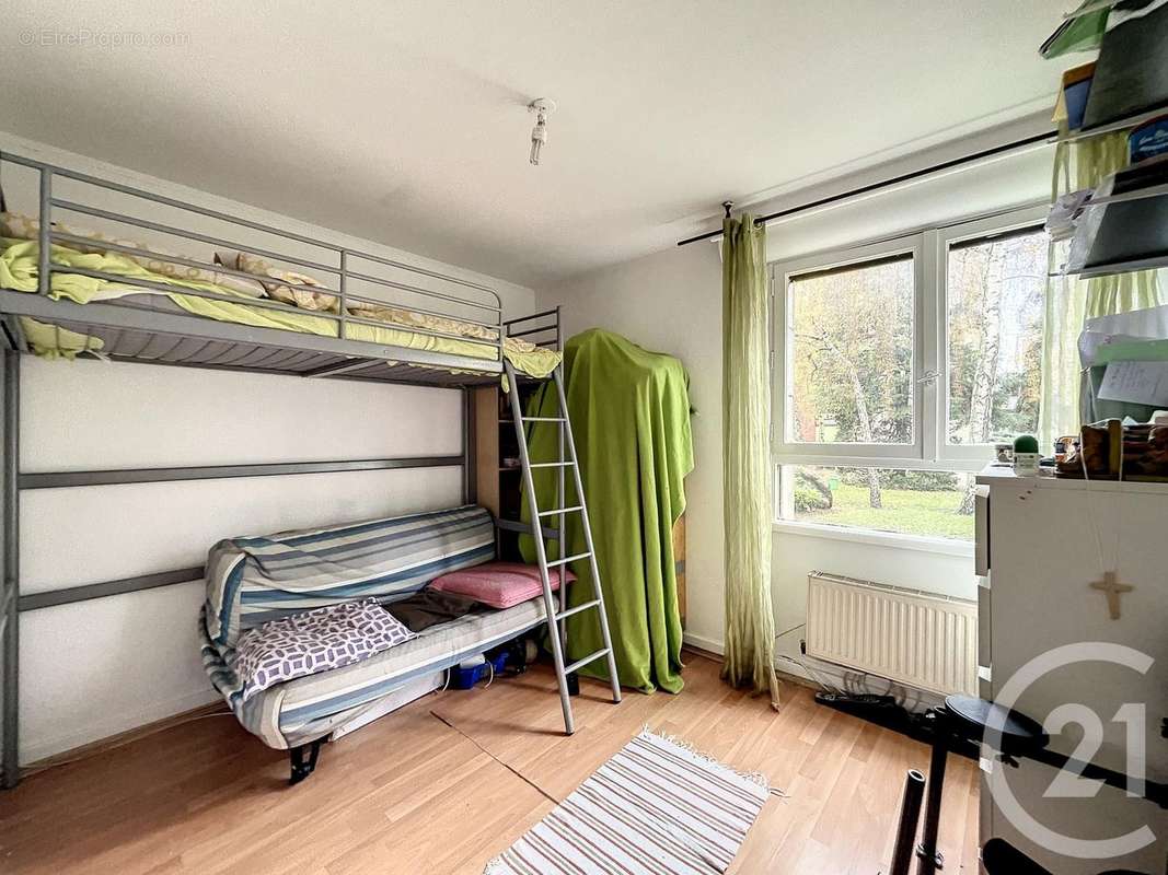 Appartement a louer garges-les-gonesse - 4 pièce(s) - 80 m2 - Surfyn