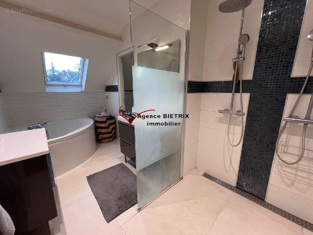 Maison à L'ISLE-ADAM