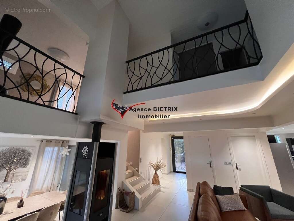 Maison à L'ISLE-ADAM