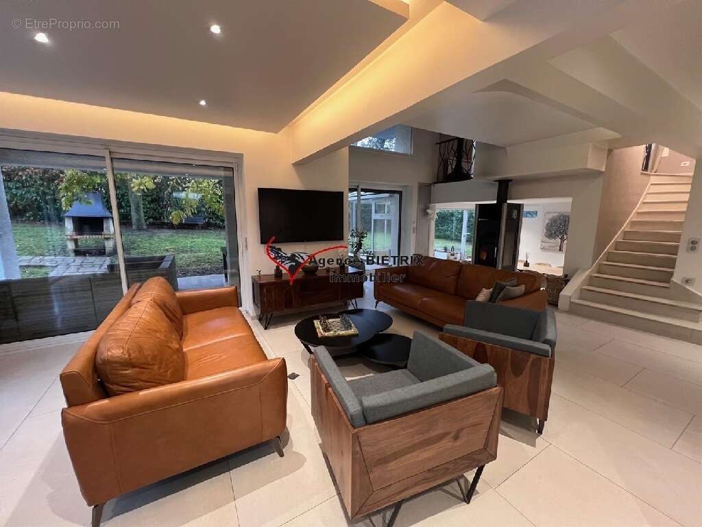 Maison à L'ISLE-ADAM