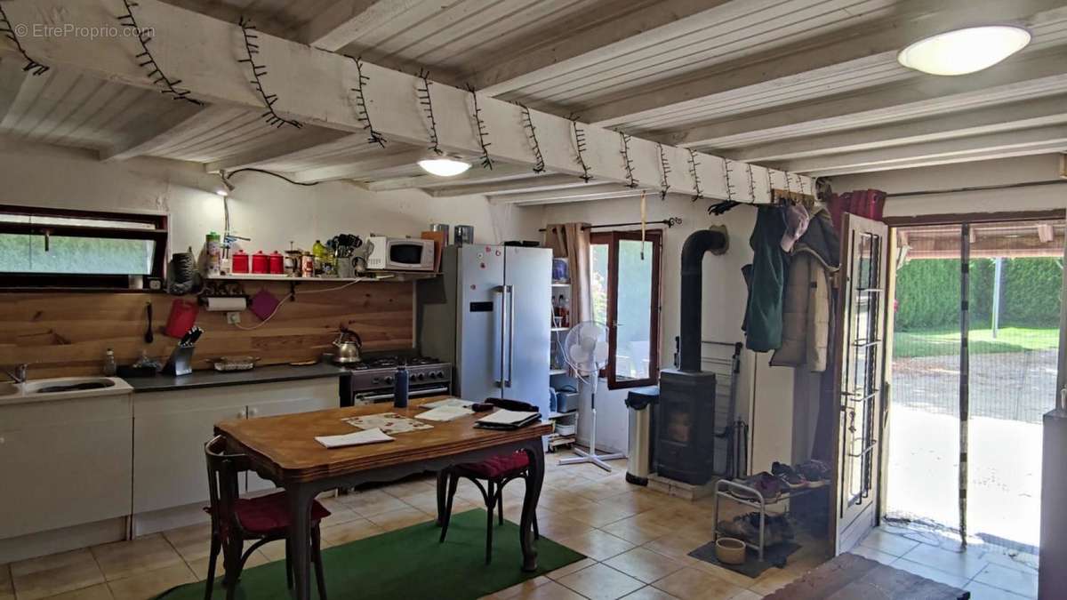 15. kitchen house 2 - Maison à CLUSSAIS-LA-POMMERAIE