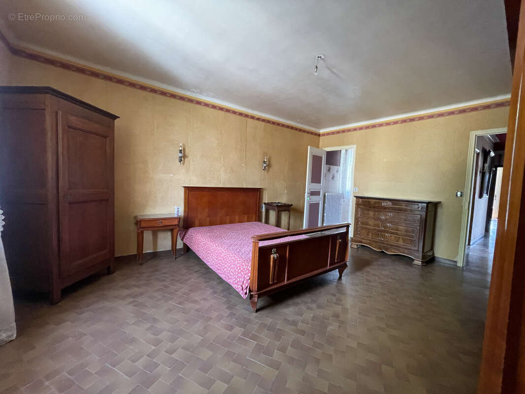 Maison à SAINT-BAUZILLE-DE-LA-SYLVE