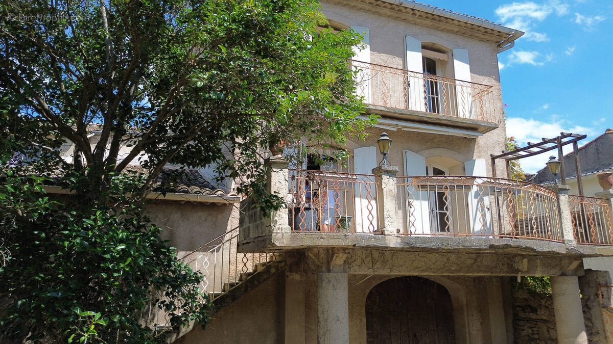 Maison à SAINT-BAUZILLE-DE-LA-SYLVE