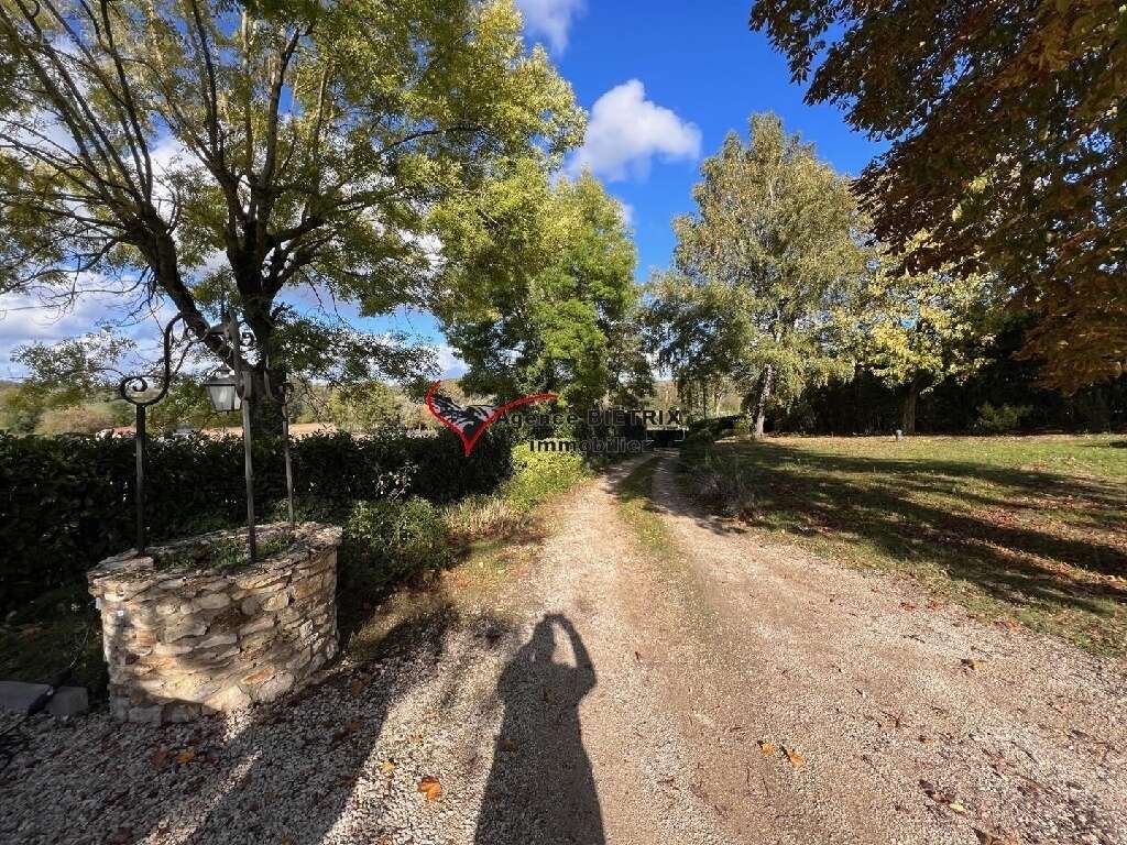 Terrain à L&#039;ISLE-ADAM