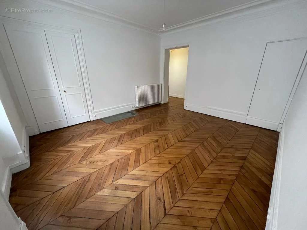 Appartement a vendre  - 2 pièce(s) - 53 m2 - Surfyn