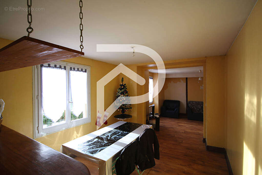 Appartement à OLORON-SAINTE-MARIE