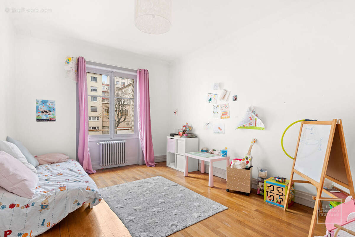 Appartement à LYON-6E