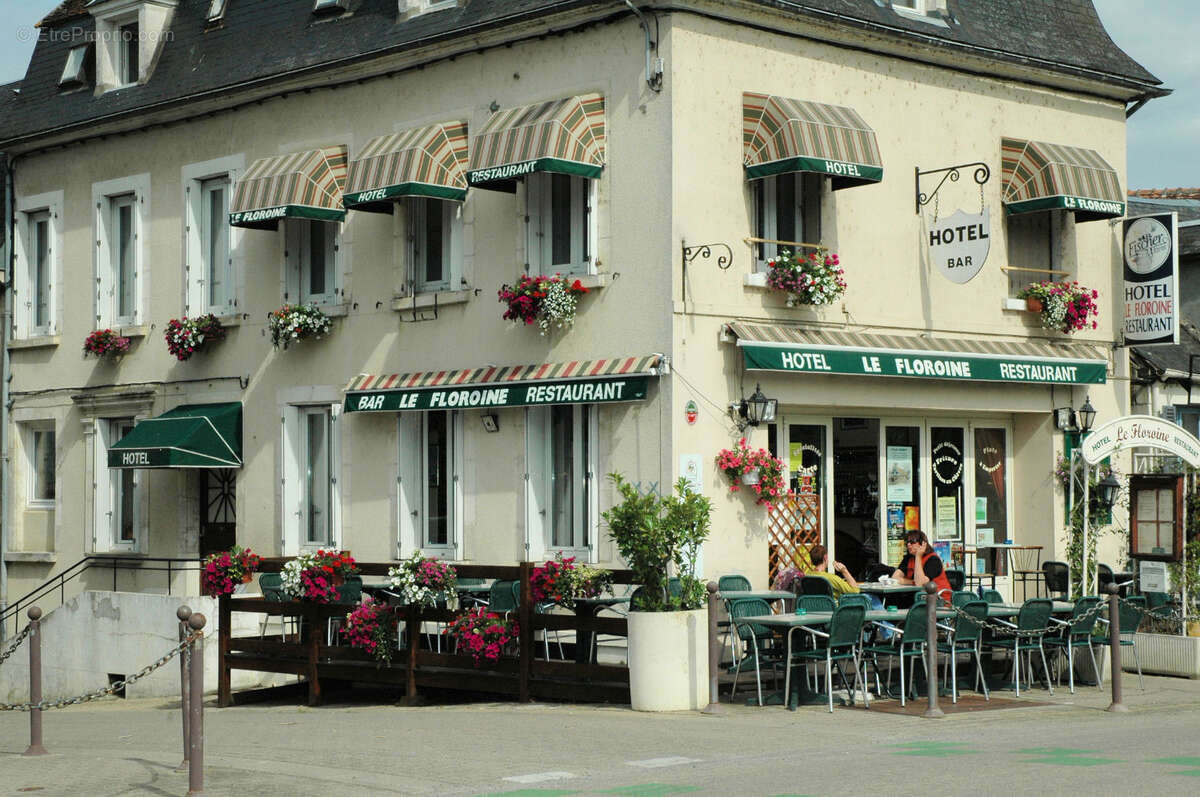 Commerce à MENETREOL-SOUS-SANCERRE