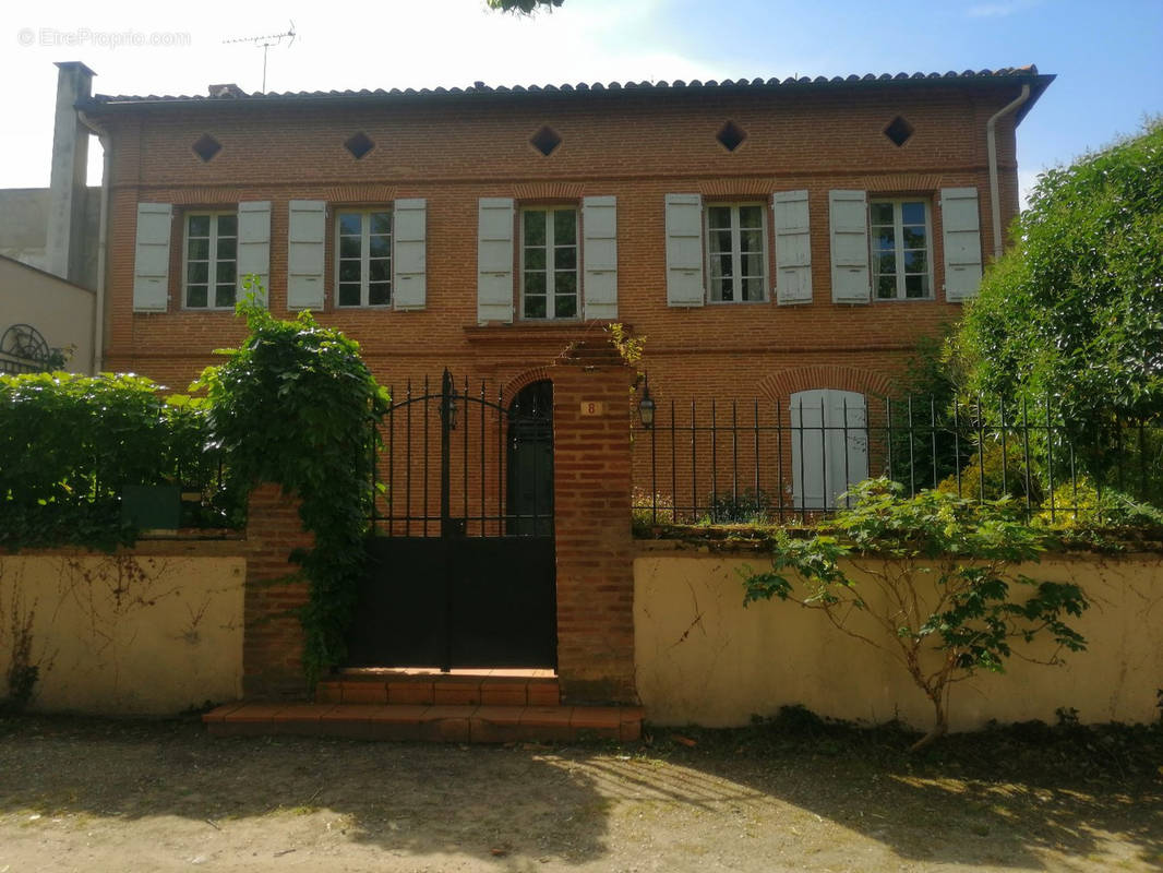 Maison à SAINT-NICOLAS-DE-LA-GRAVE