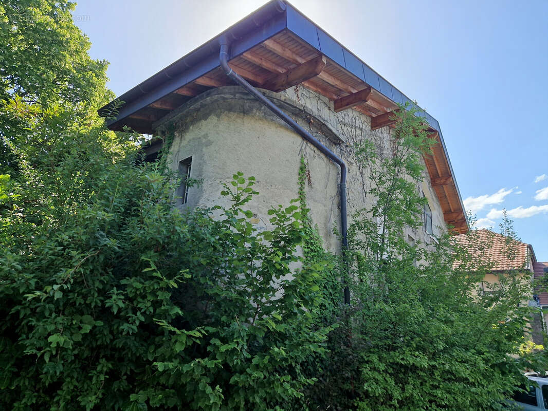 Maison à CHENS-SUR-LEMAN