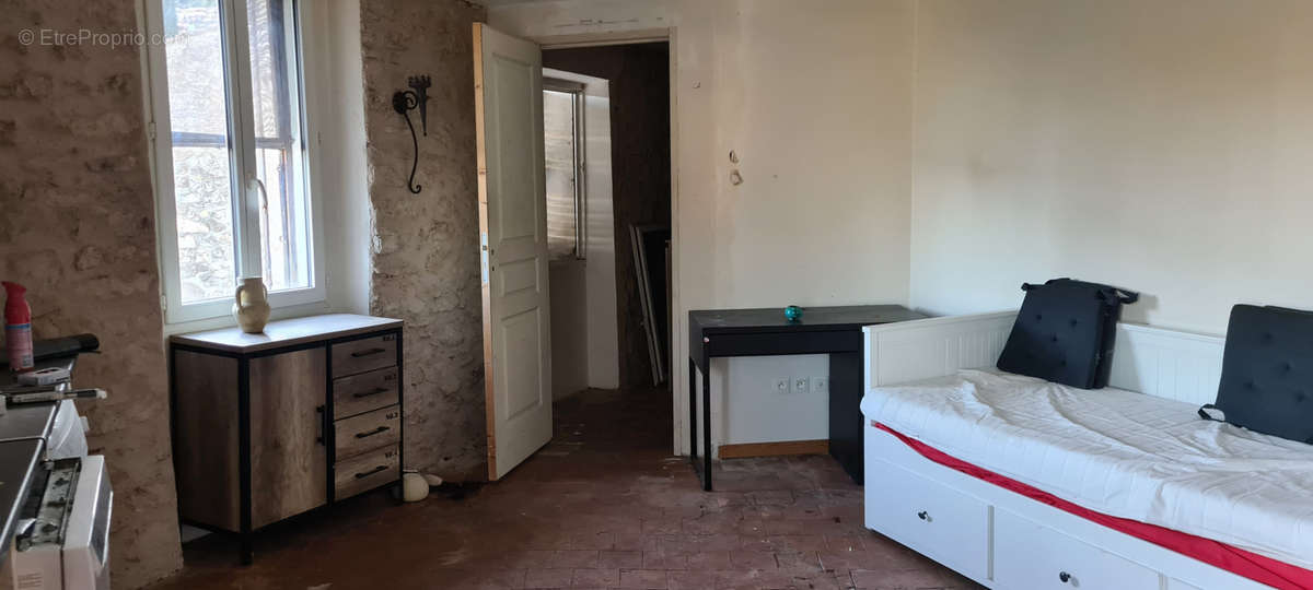 Appartement à FIGANIERES