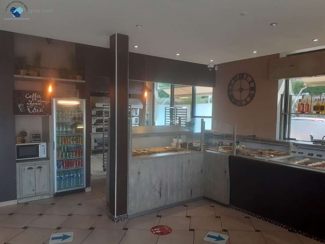 Commerce à PIN-BALMA