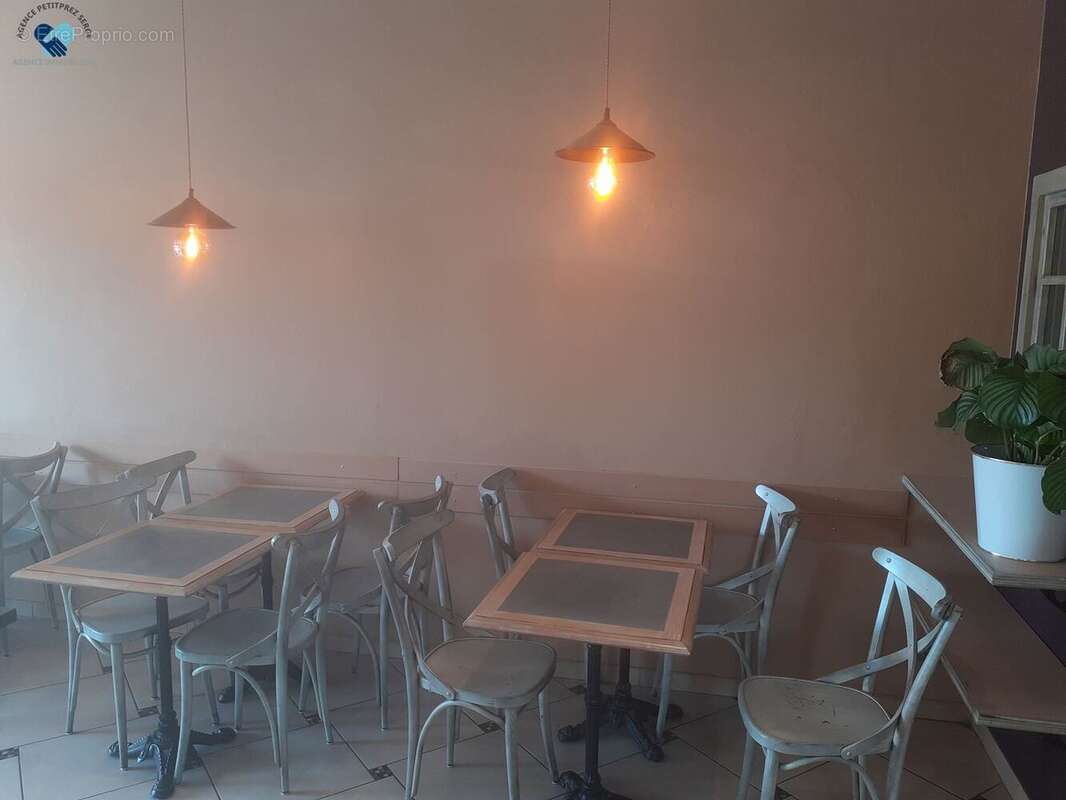 Commerce à PIN-BALMA