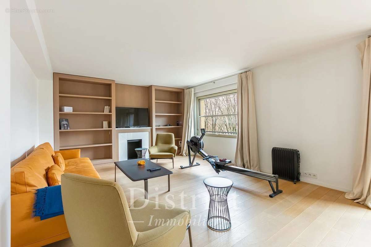 Appartement a louer paris-7e-arrondissement - 4 pièce(s) - 112 m2 - Surfyn