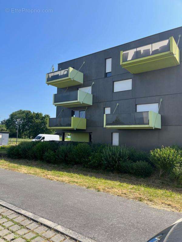 Appartement à VEZIN-LE-COQUET