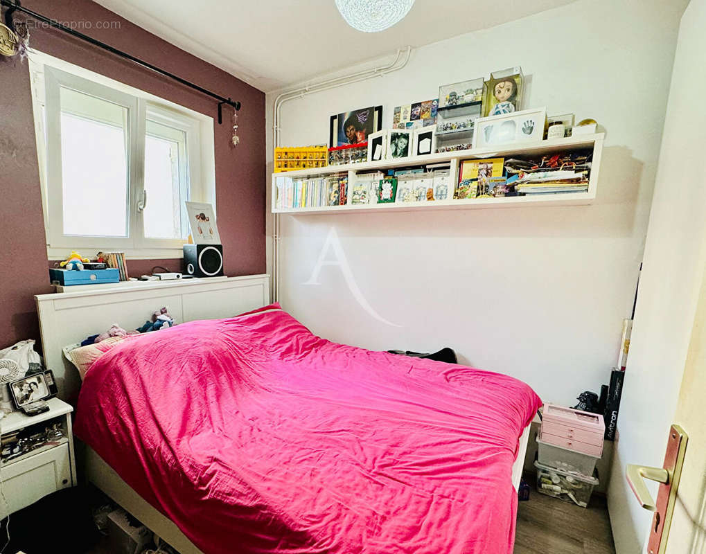 Appartement a vendre  - 4 pièce(s) - 50 m2 - Surfyn