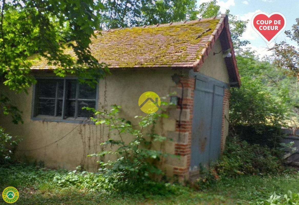 Maison à CHAMBON-SUR-VOUEIZE
