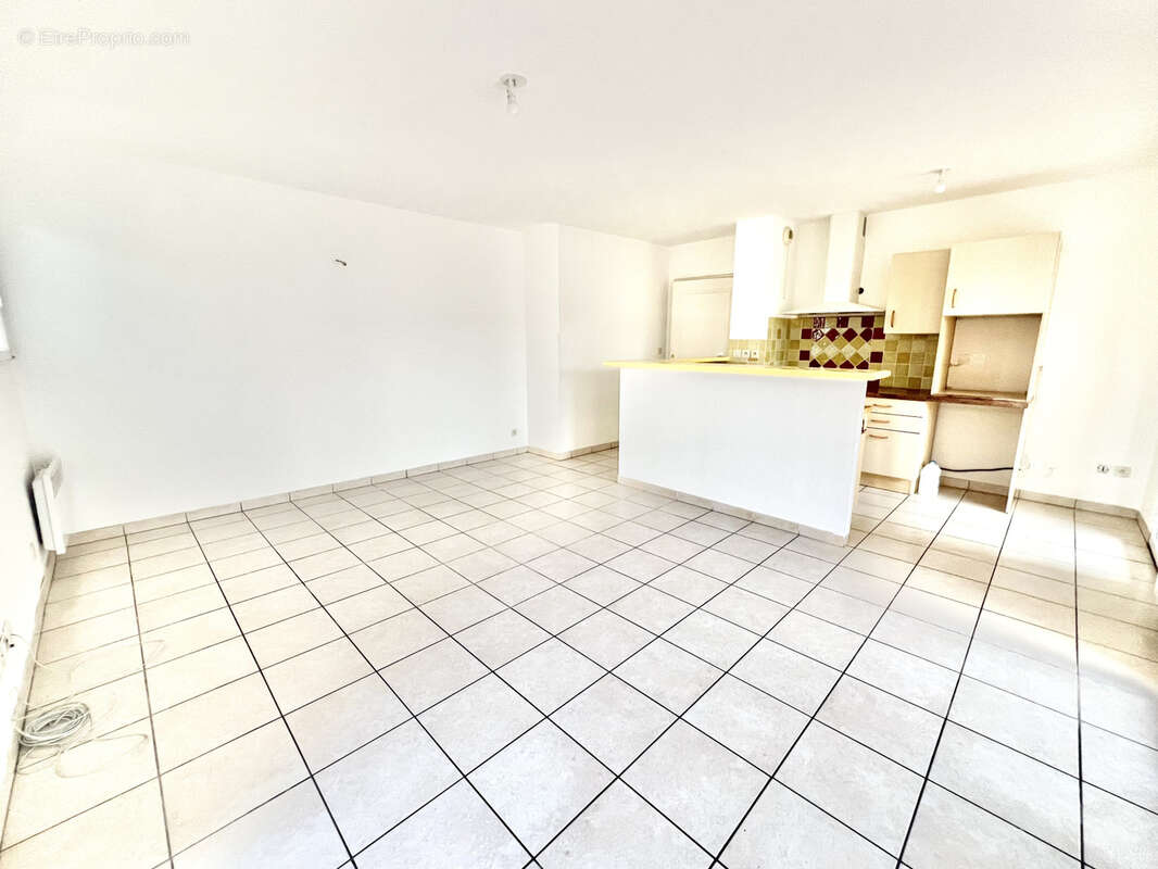 Appartement à LA CROIX-VALMER