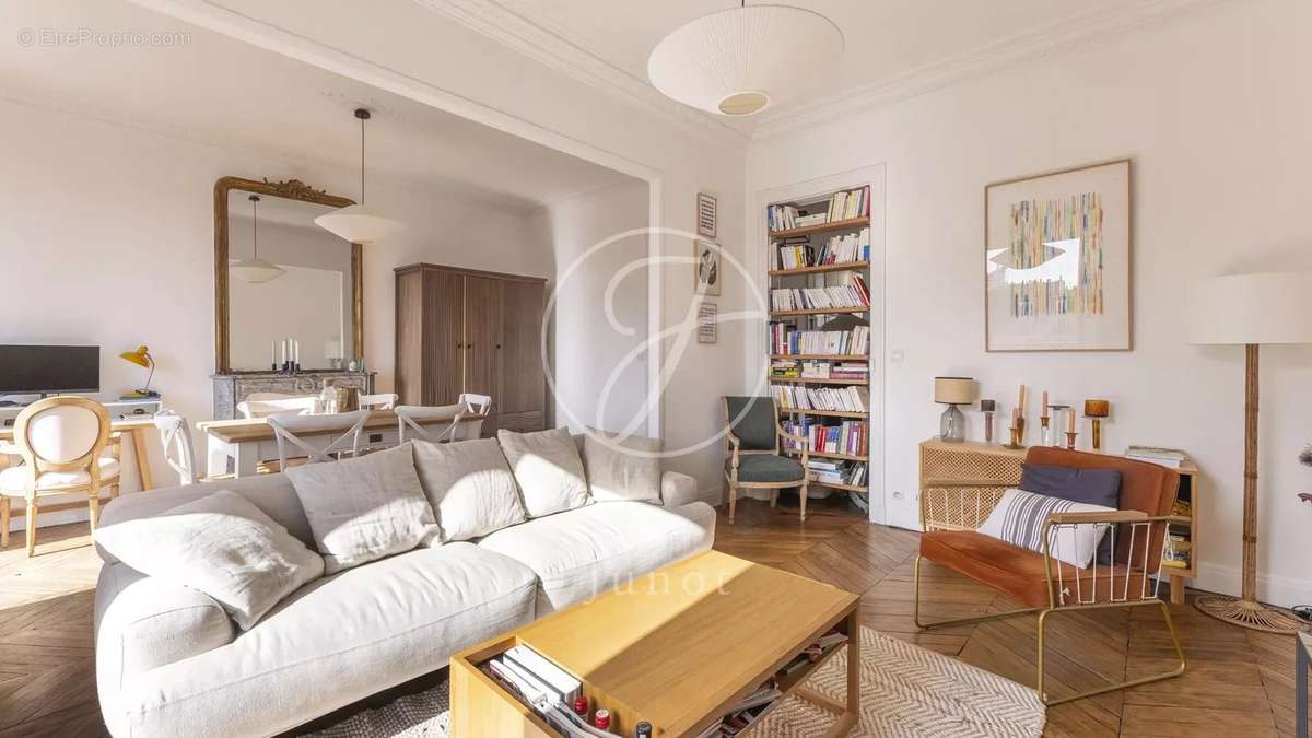 Appartement a louer paris-2e-arrondissement - 2 pièce(s) - 53 m2 - Surfyn