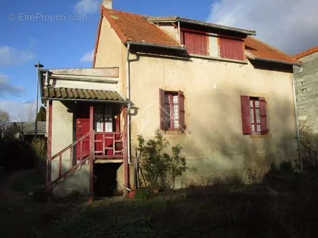 Maison à VARENNES-SUR-ALLIER