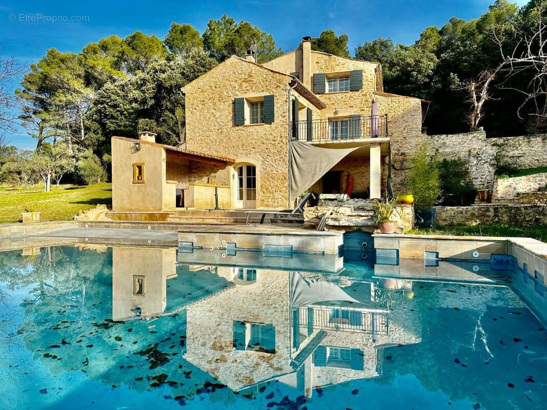 Maison à PIOLENC