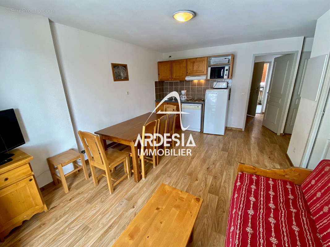 Appartement à ALBIEZ-MONTROND