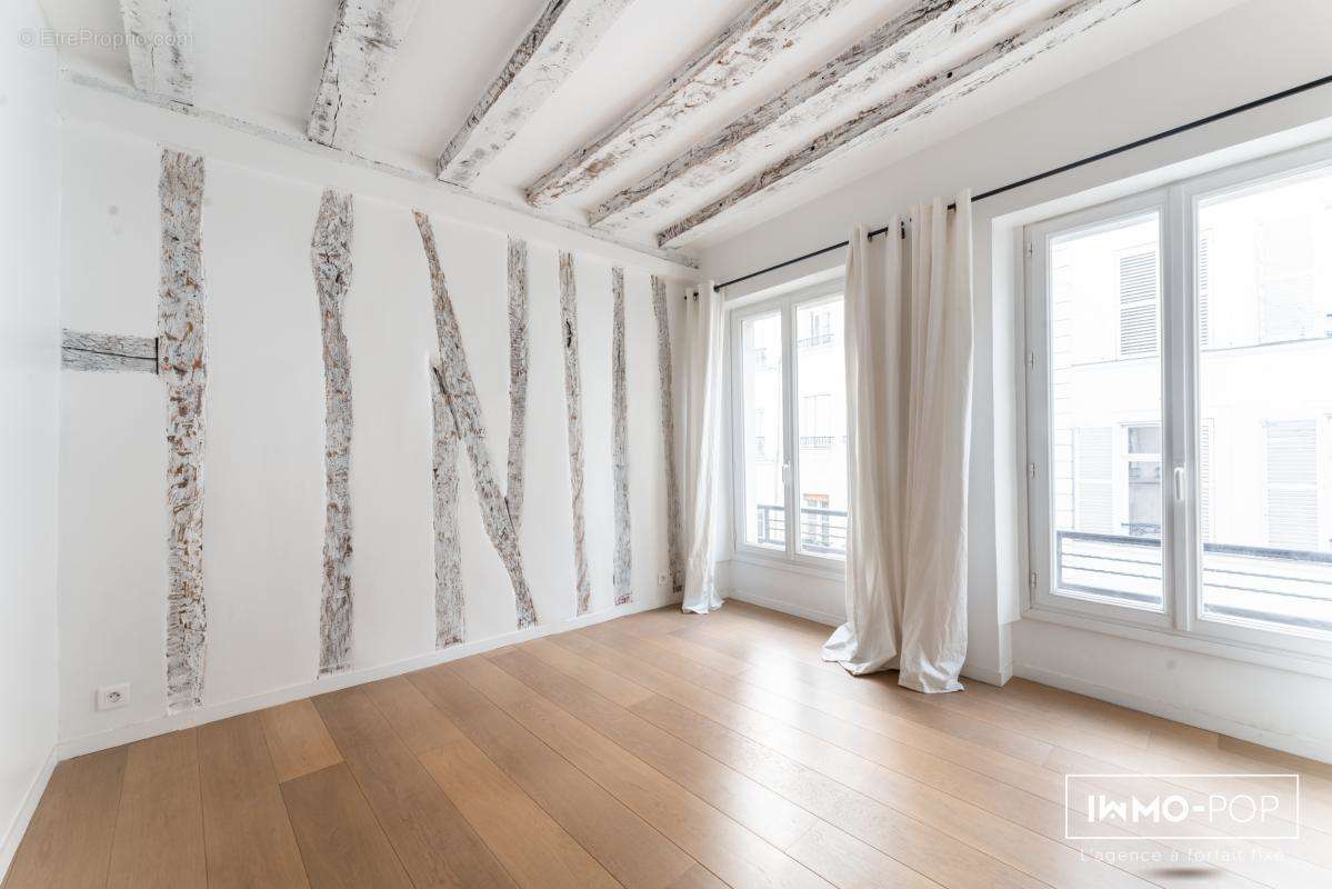 Appartement a louer paris-3e-arrondissement - 4 pièce(s) - 90 m2 - Surfyn