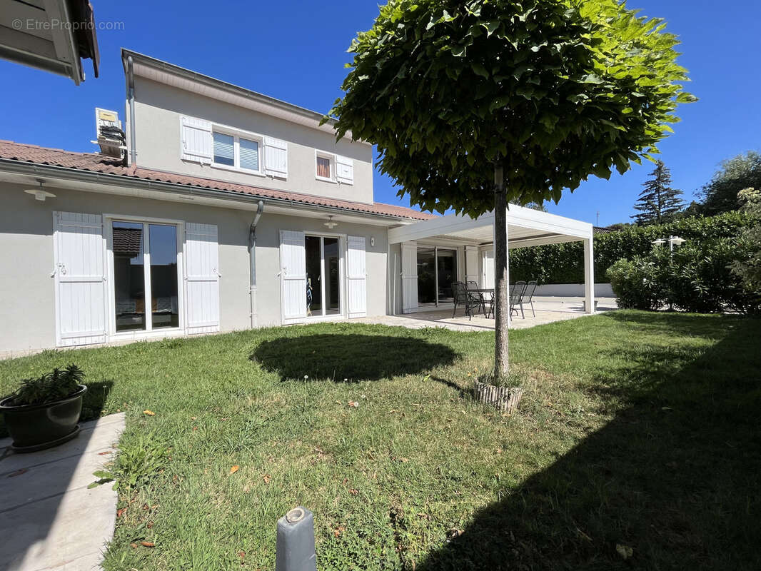 Maison à SAINT-GERMAIN-AU-MONT-D&#039;OR