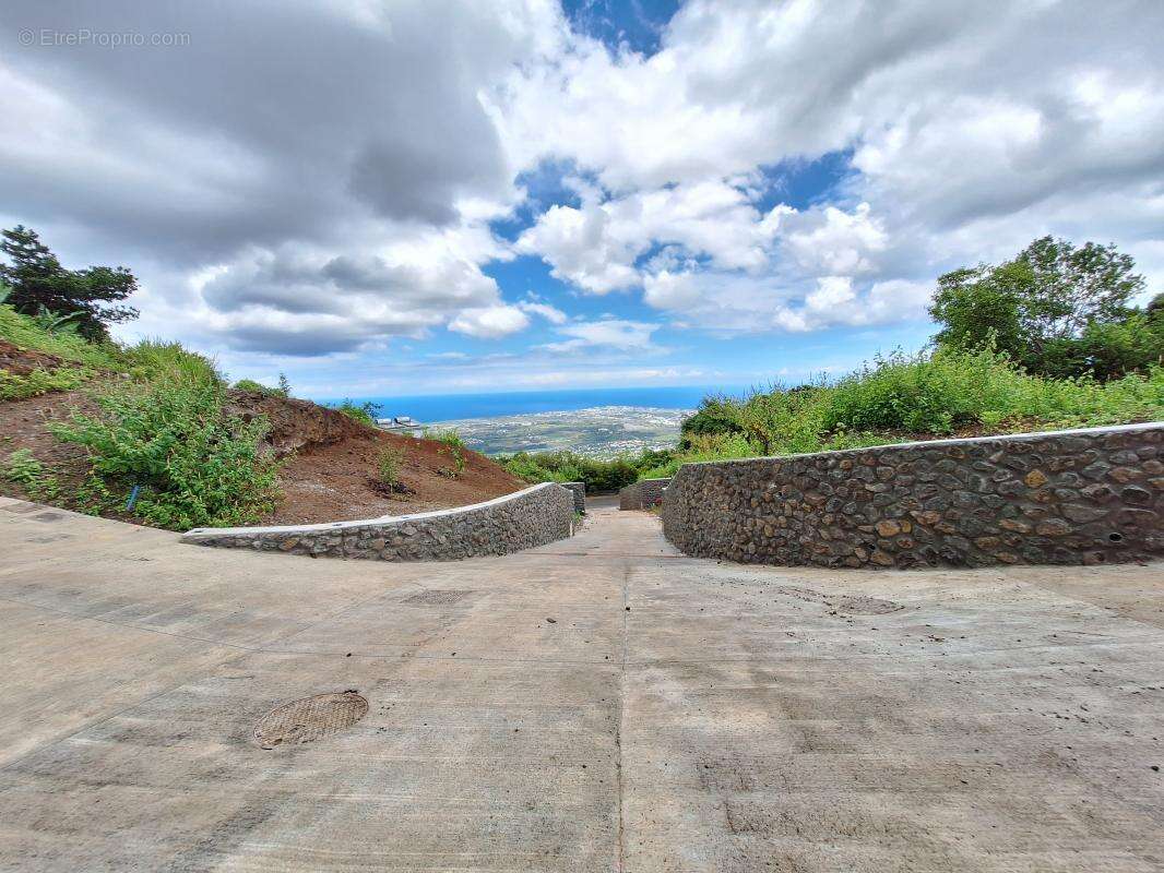 Terrain à SAINT-PAUL