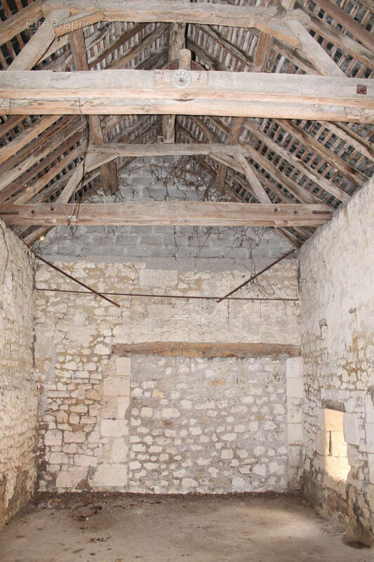 Maison à SAINTE-MAURE-DE-TOURAINE