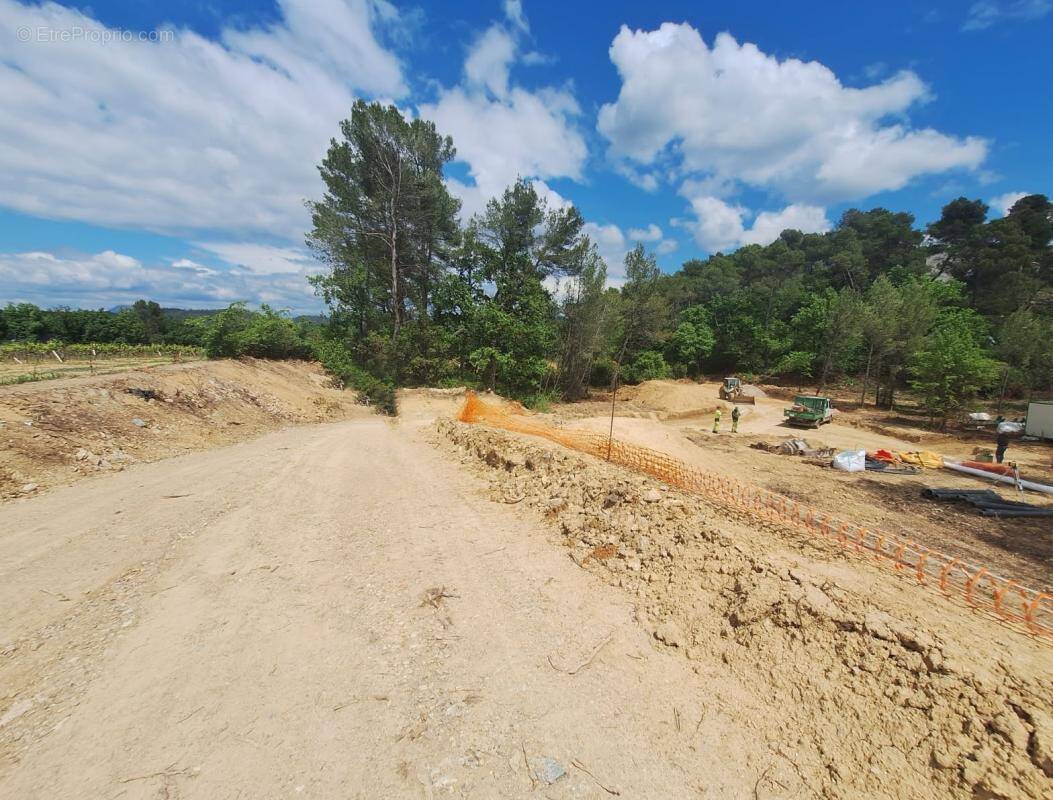 Terrain à BRIGNOLES