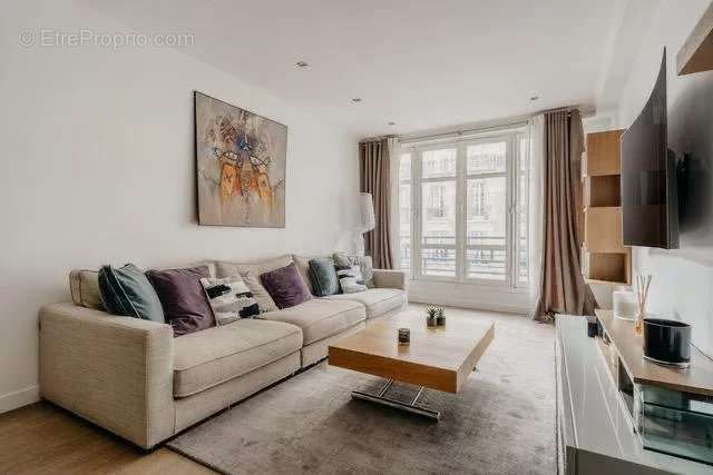 Appartement a louer paris-17e-arrondissement - 4 pièce(s) - 84 m2 - Surfyn