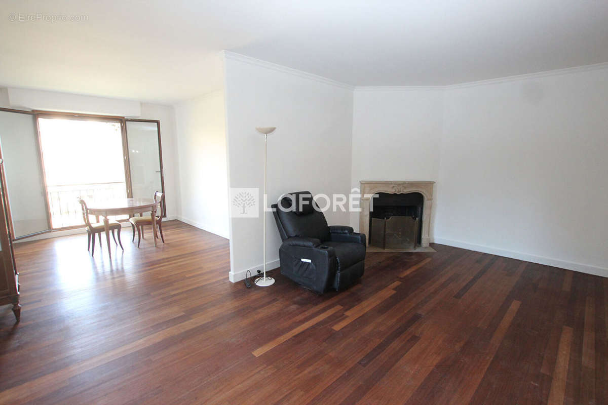 Appartement a vendre  - 5 pièce(s) - 115 m2 - Surfyn