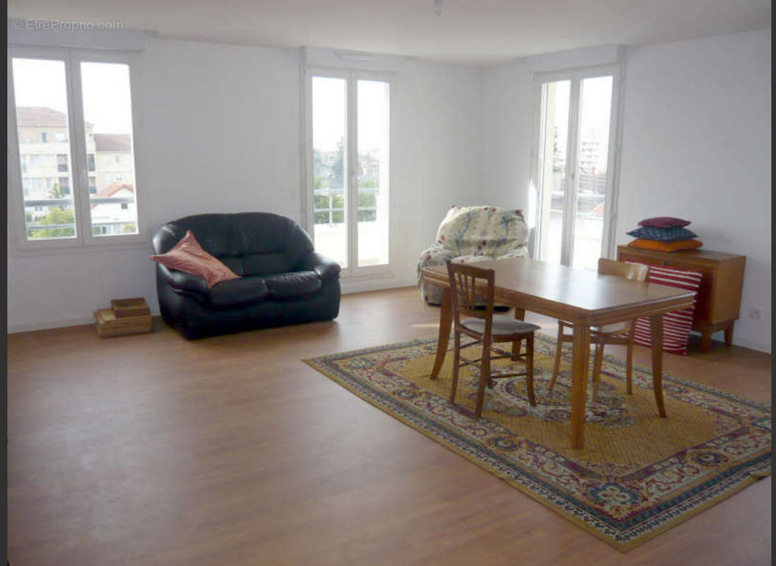 Appartement a louer deuil-la-barre - 4 pièce(s) - 90 m2 - Surfyn