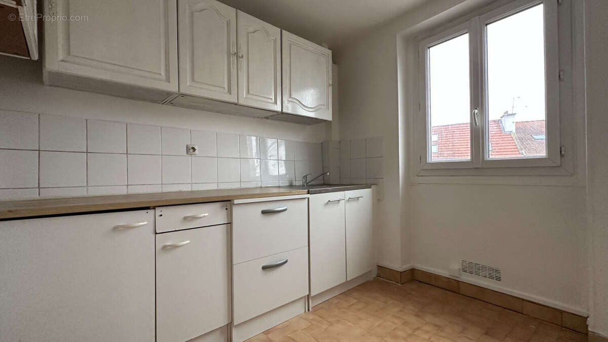 Appartement à LIVRY-GARGAN