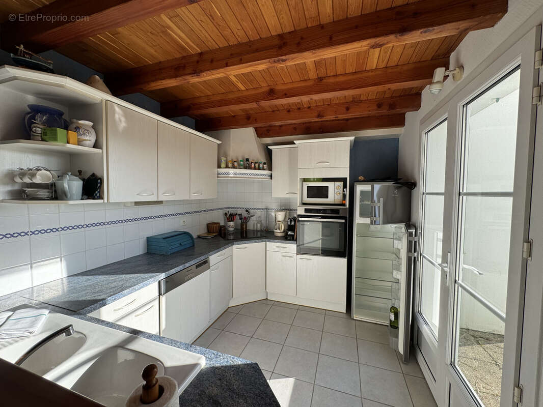 Maison à LES PORTES-EN-RE