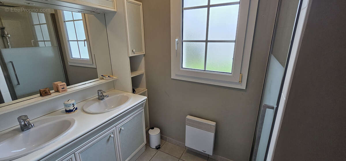 Maison à LES PORTES-EN-RE