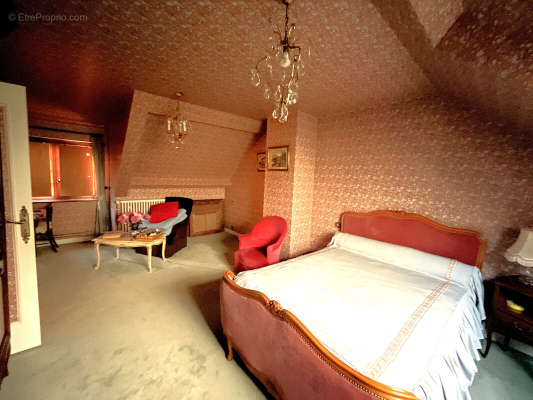 Maison à NOGENT-LE-PHAYE