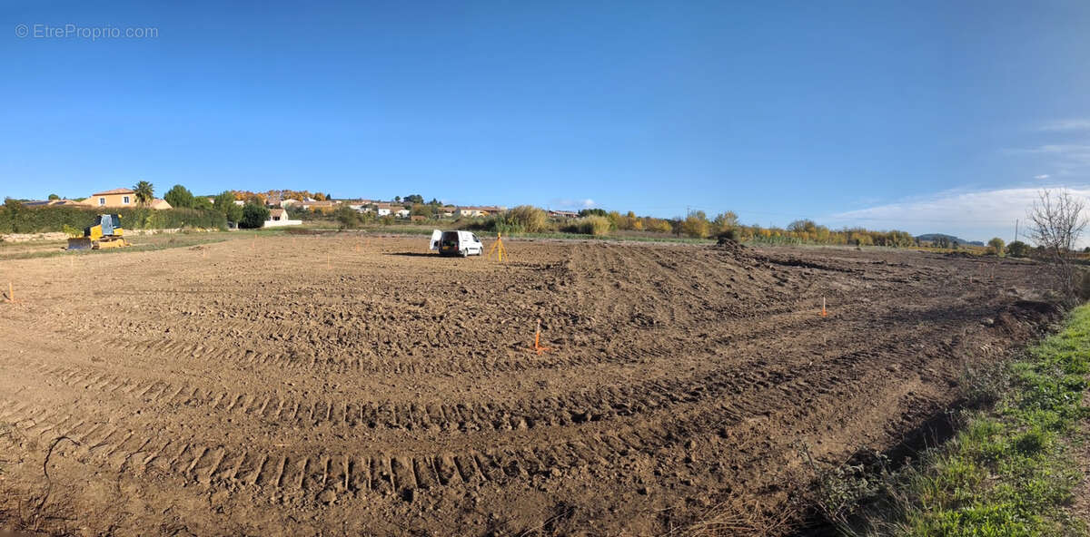 Terrain à PUISSERGUIER