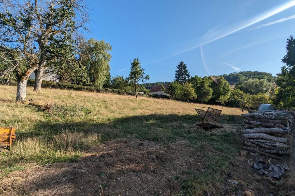 Terrain à AUBIGNY-LES-SOMBERNON