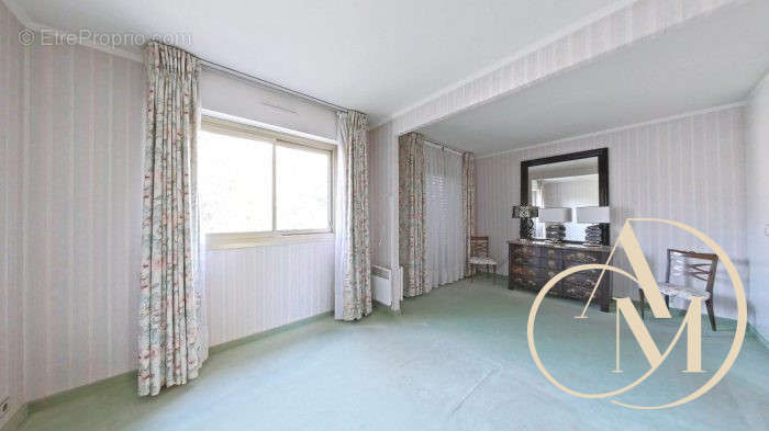 Appartement a vendre  - 5 pièce(s) - 103 m2 - Surfyn