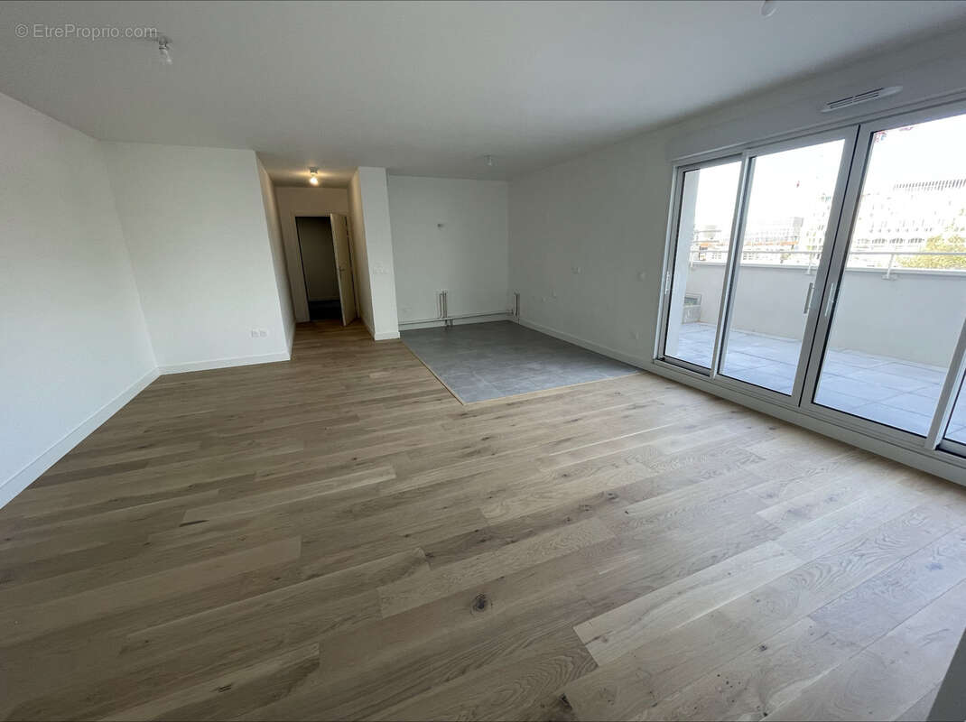 Appartement à BORDEAUX