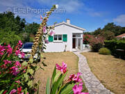 Maison à LA BREE-LES-BAINS